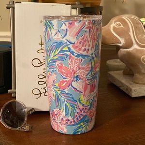 Lilly Pulitzer Stainless Steel 20 oz, Vinyl wrap Blue Ibiza Gimme the Juice NWT
